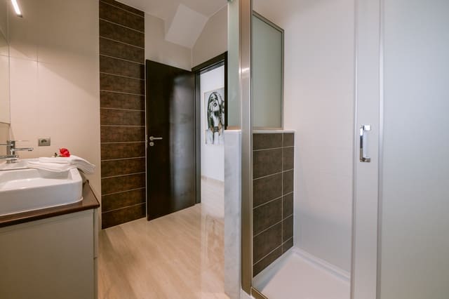 4 slaapkamer Villa te koop in Ibiza dorp - € 2.875.000 (Ref: 8774953)