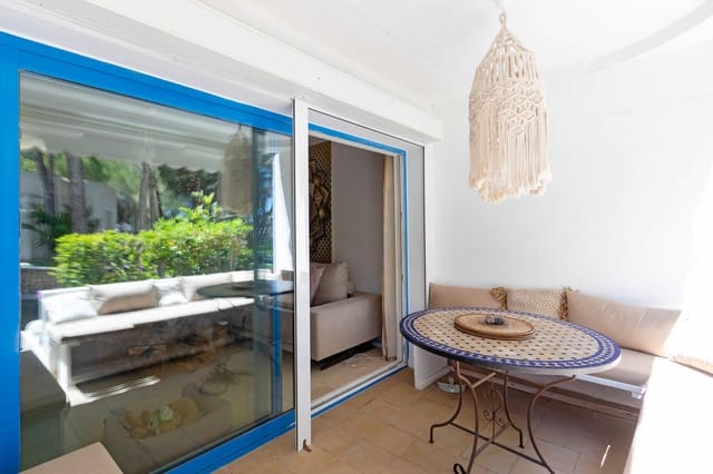 2 soveværelse Lejlighed til salg i Cala Llenya, Santa Eulalia / Santa Eularia - € 650.000 (Ref: 8791604)