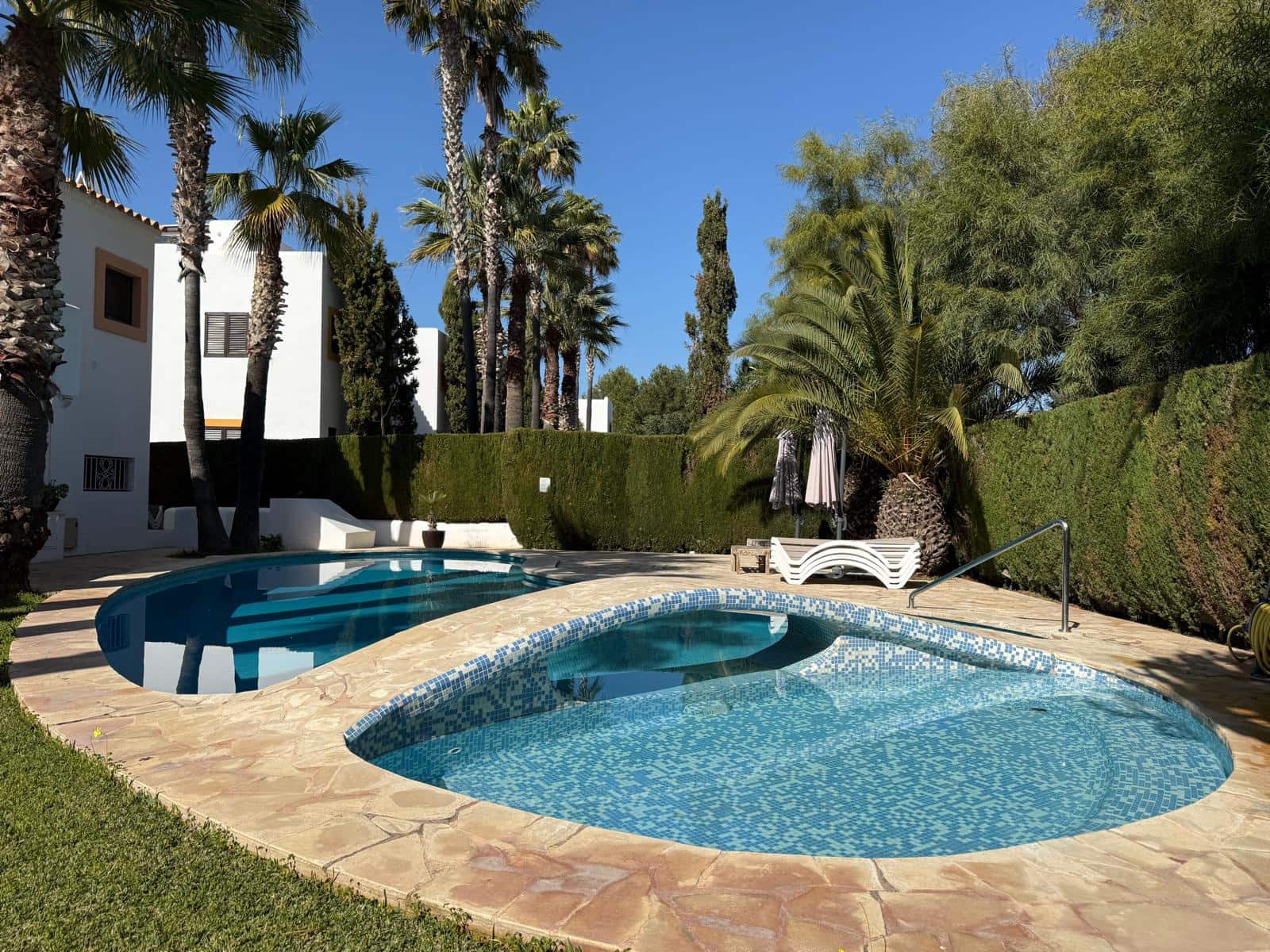 2 soveværelse Lejlighed til salg i Santa Eulalia / Santa Eularia - € 1.230.000 (Ref: 8803915)