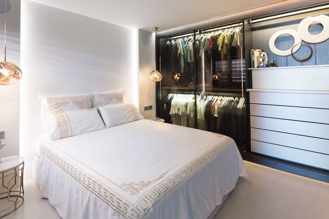 1 slaapkamer Penthouse te koop in Ibiza dorp - € 715.000 (Ref: 8815246)