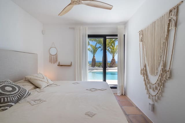 5 sypialnia Willa na sprzedaż w Roca Llisa, Santa Eulalia / Santa Eularia z basenem garażem - 5 900 000 € (Ref: 8824497)