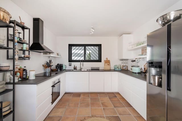 5 sypialnia Willa na sprzedaż w Roca Llisa, Santa Eulalia / Santa Eularia z basenem garażem - 5 900 000 € (Ref: 8824497)