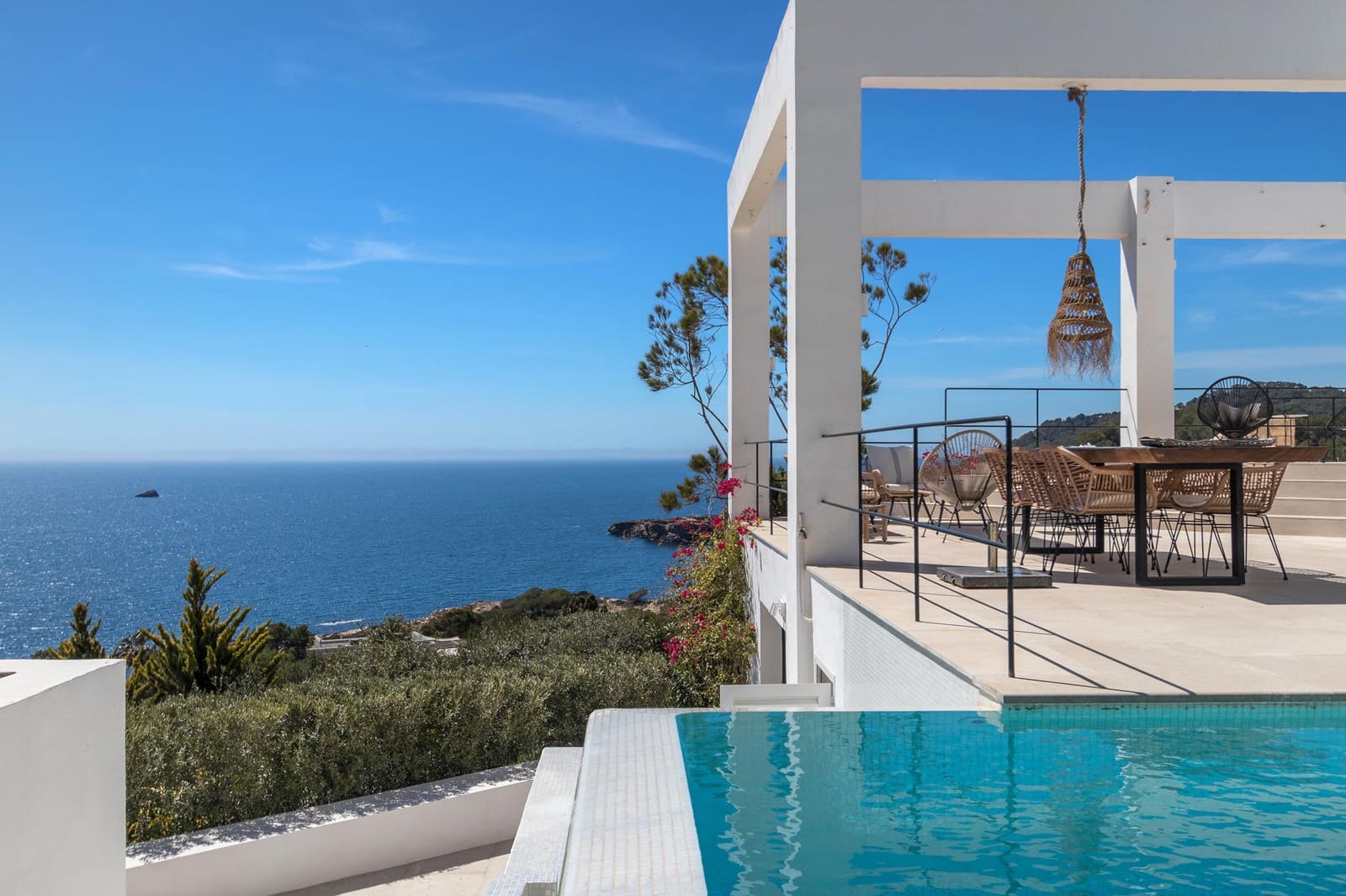 5 soveværelse Villa til salg i Roca Llisa med swimmingpool garage - € 5.900.000 (Ref: 8824497)