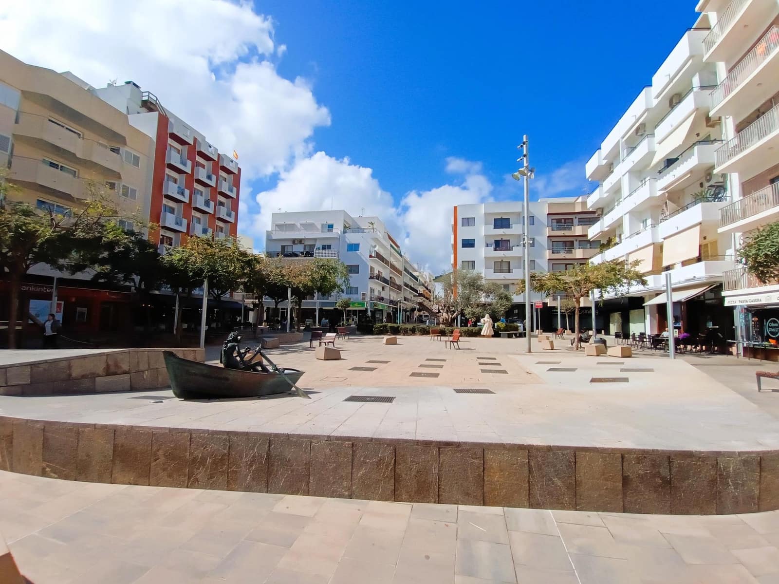 Commercieel te huur in Santa Eulalia / Santa Eularia - € 2.178 (Ref: 8959920)