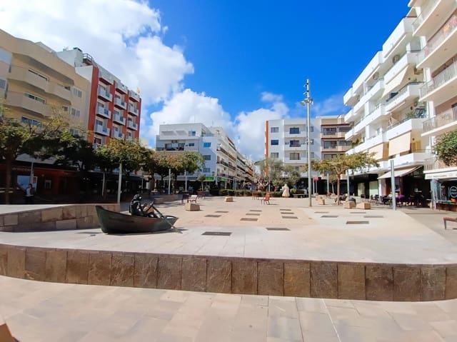 Commercieel te huur in Santa Eulalia / Santa Eularia - € 2.178 (Ref: 8959920)