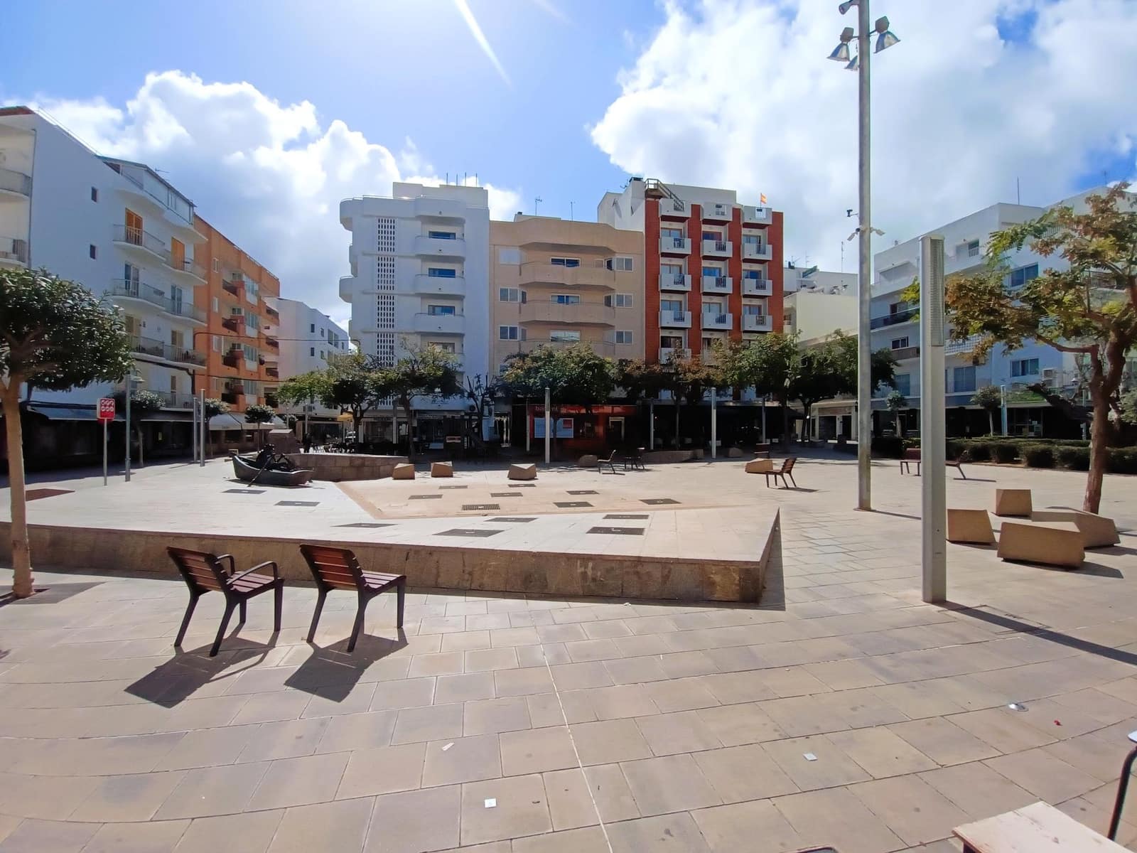 Commercieel te huur in Santa Eulalia / Santa Eularia - € 2.178 (Ref: 8959920)
