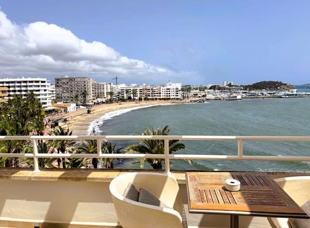 3 soveværelse Lejlighed til salg i Santa Eulalia / Santa Eularia - € 1.500.000 (Ref: 8975636)