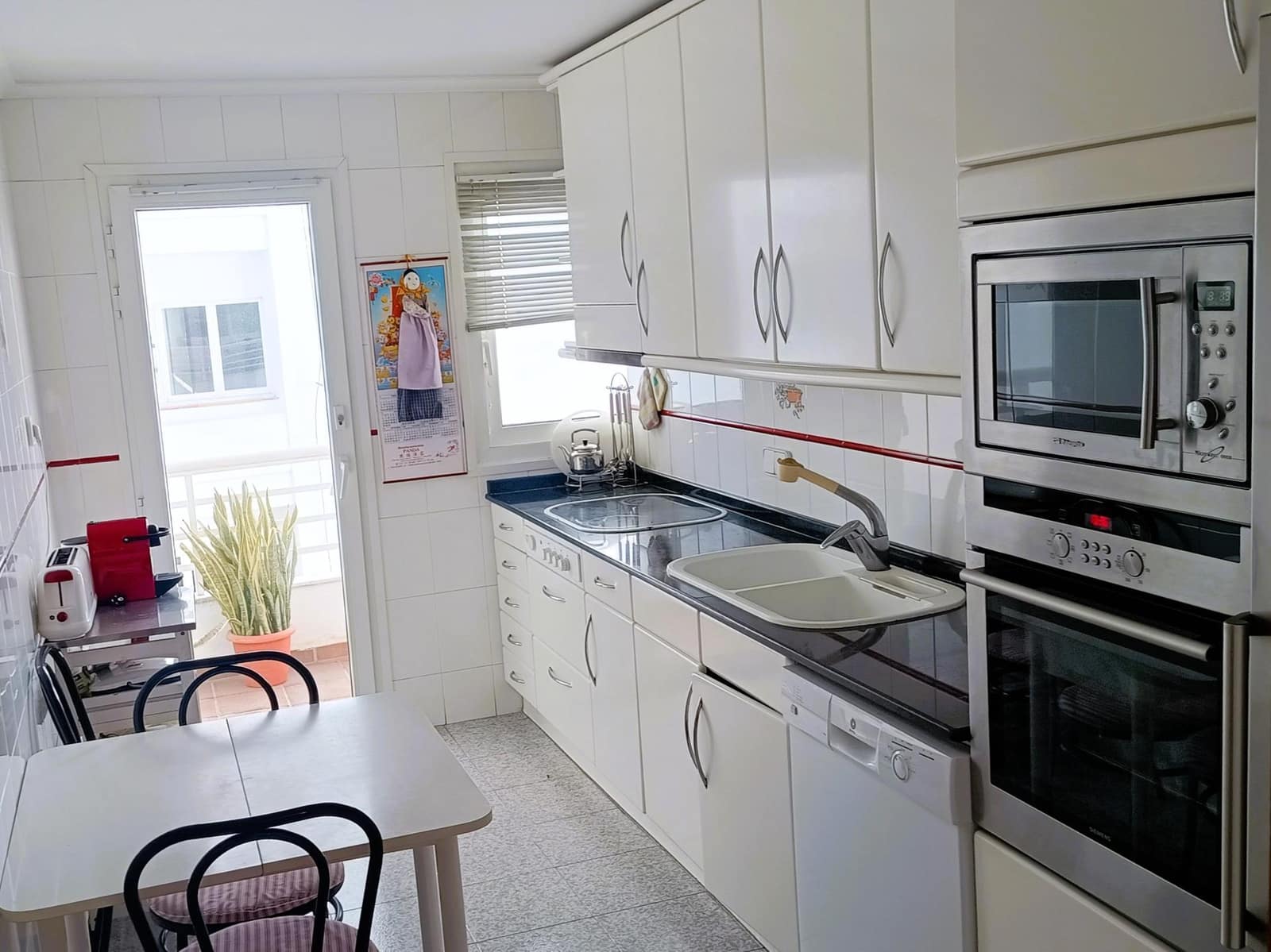 3 soveværelse Lejlighed til salg i Santa Eulalia / Santa Eularia - € 1.250.000 (Ref: 9007297)