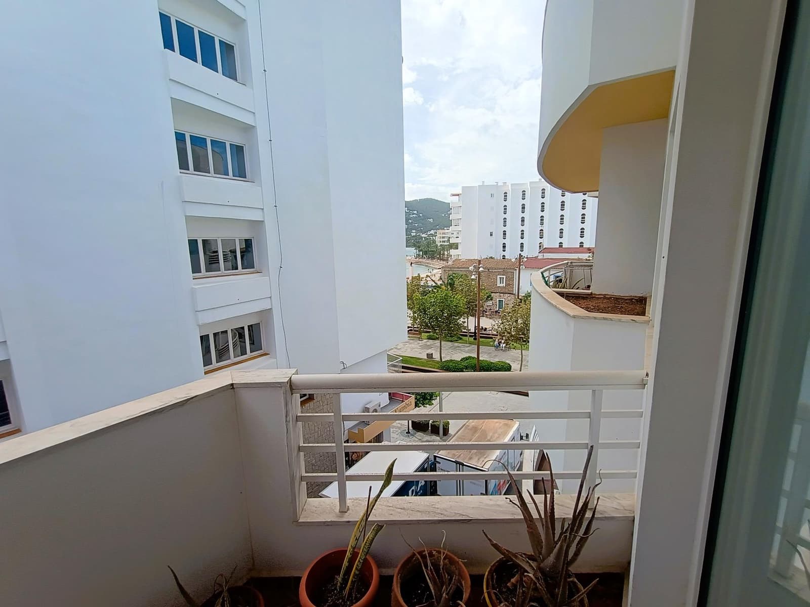 3 soveværelse Lejlighed til salg i Santa Eulalia / Santa Eularia - € 1.250.000 (Ref: 9007297)