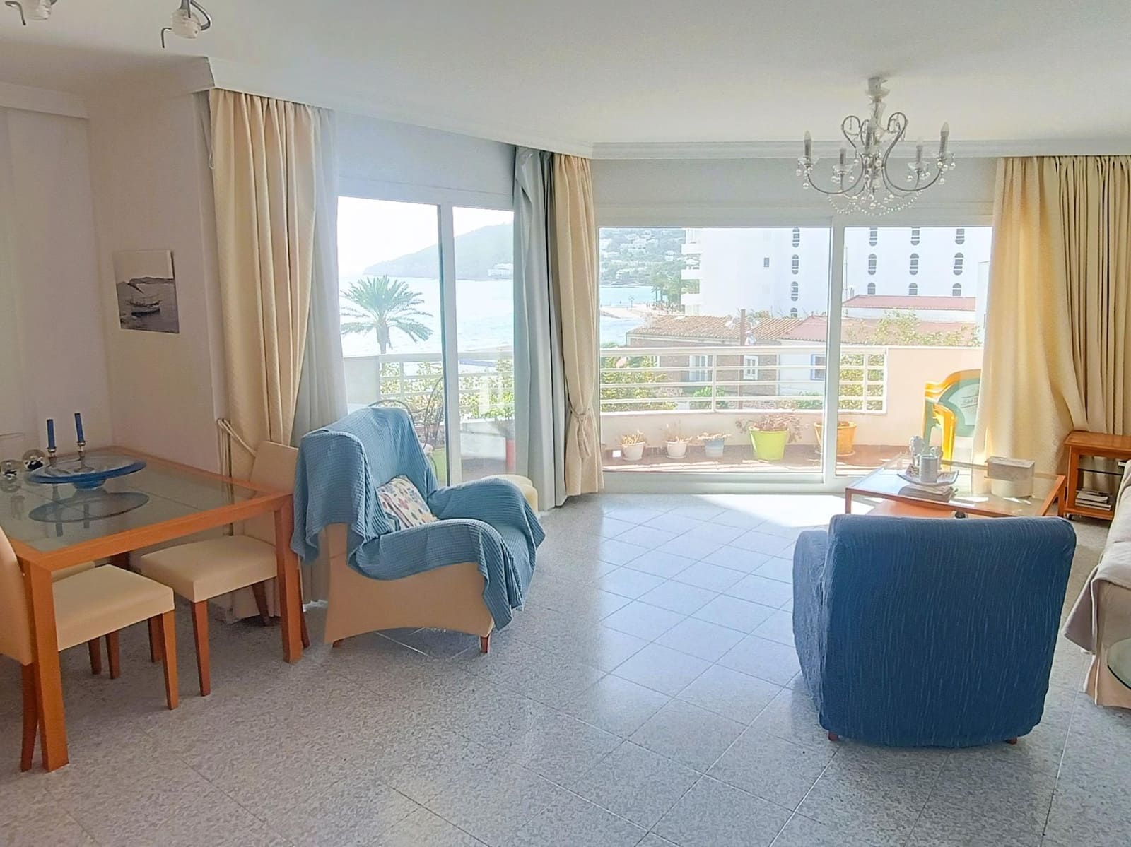 3 soveværelse Lejlighed til salg i Santa Eulalia / Santa Eularia - € 1.250.000 (Ref: 9007297)