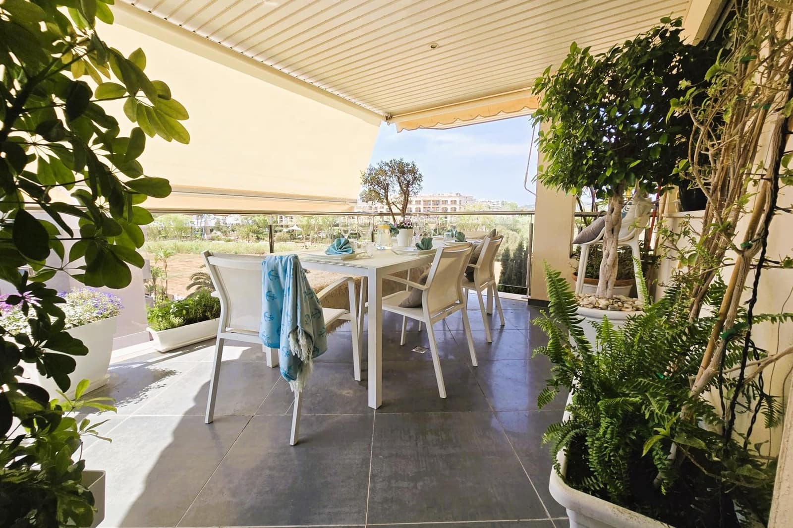 3 bedroom Flat for sale in Santa Eulalia / Santa Eularia with pool garage - € 795,000 (Ref: 9064907)