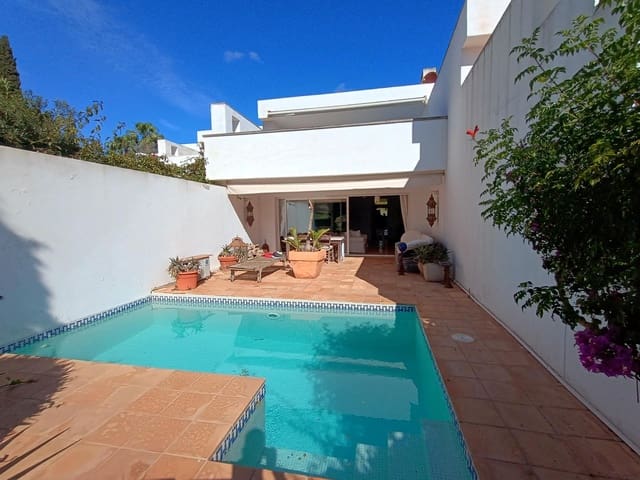2 slaapkamer Flat te koop in Santa Eulalia / Santa Eularia - € 750.000 (Ref: 9068483)