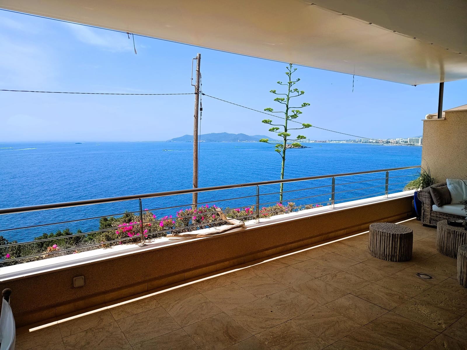 2 bedroom Flat for sale in Ibiza / Eivissa town - € 2,400,000 (Ref: 9095079)