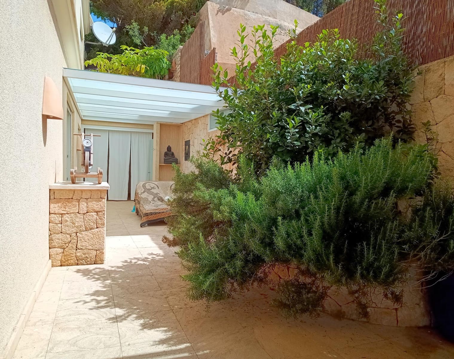 2 bedroom Flat for sale in Ibiza / Eivissa town - € 2,400,000 (Ref: 9095079)