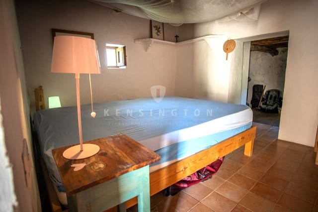 3 soveværelse Finca/Landehus til salg i Cala Salada, Sant Antoni de Portmany med garage - € 5.900.000 (Ref: 9124569)