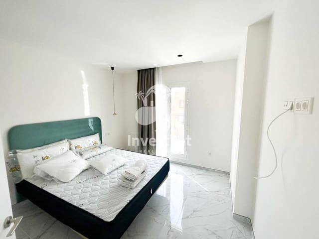 3 sovrum Villa till salu i Corralejo, La Oliva med pool garage - 450 000 € (Ref: 8414831)