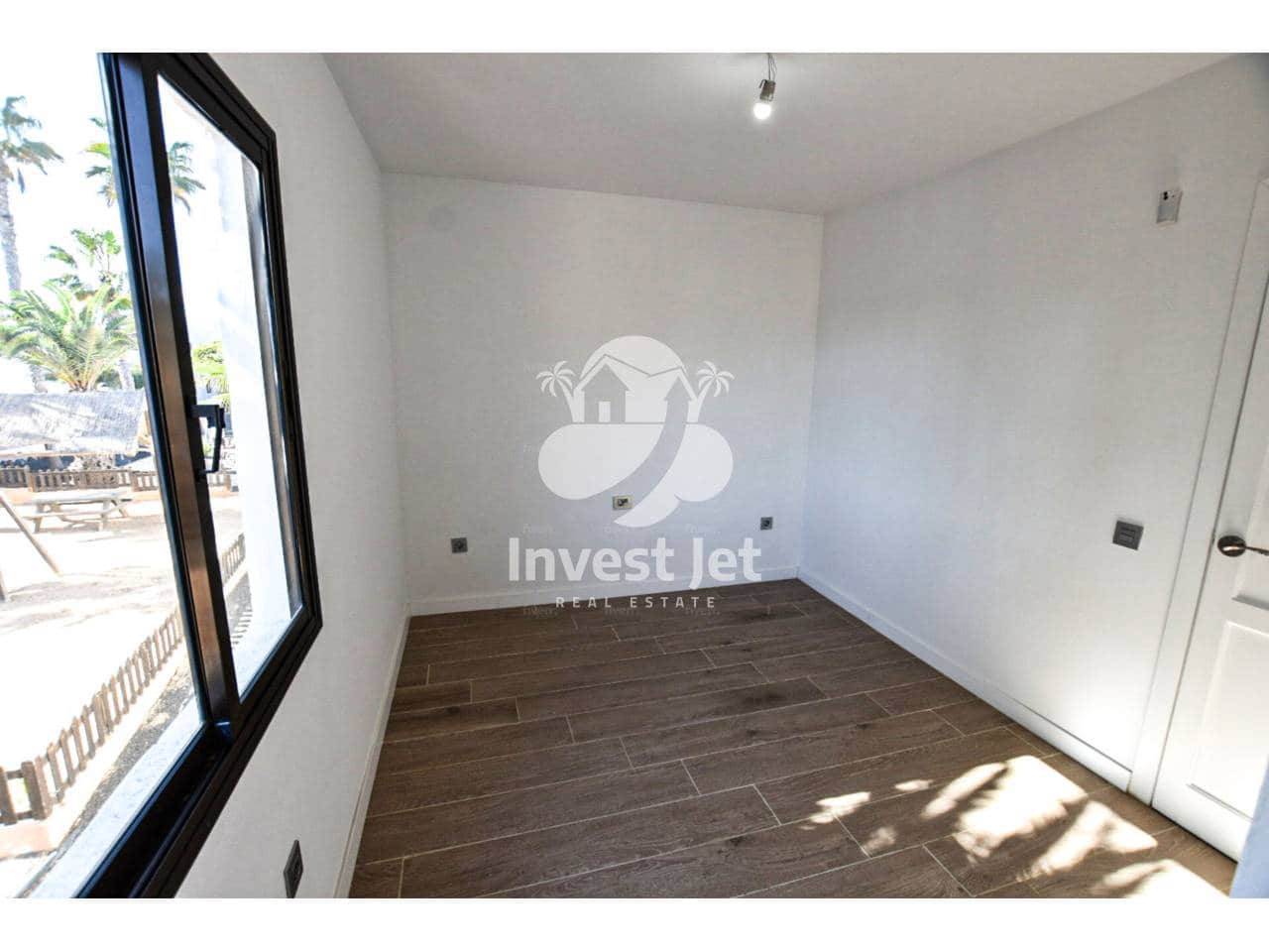 1 soveværelse Lejlighed til salg i Corralejo med swimmingpool garage - € 171.000 (Ref: 8692371)