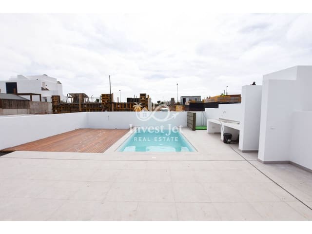 4 sovrum Villa till salu i Corralejo, La Oliva med pool garage - 520 000 € (Ref: 9627133)