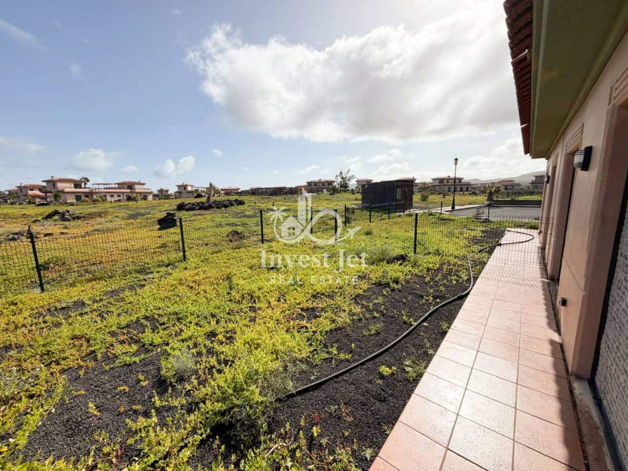 2 slaapkamer Villa te koop in Lajares met zwembad garage - € 205.000 (Ref: 9651025)