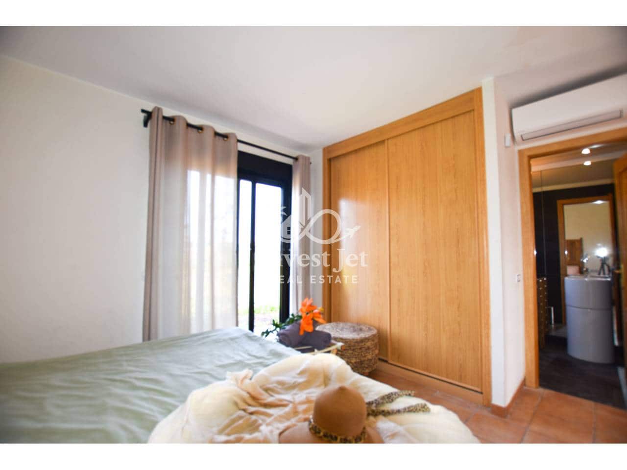 1 soveværelse Villa til salg i Lajares med swimmingpool garage - € 169.000 (Ref: 9651026)