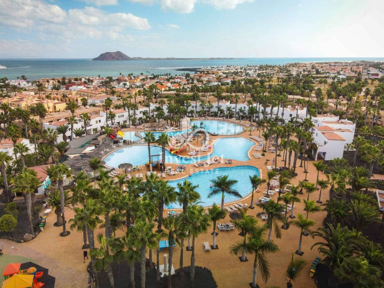 1 bedroom Apartment for sale in La Oliva with pool - € 207,500 (Ref: 9706056)