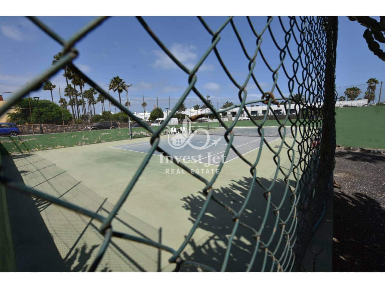 1 bedroom Apartment for sale in La Oliva with pool - € 207,500 (Ref: 9706056)