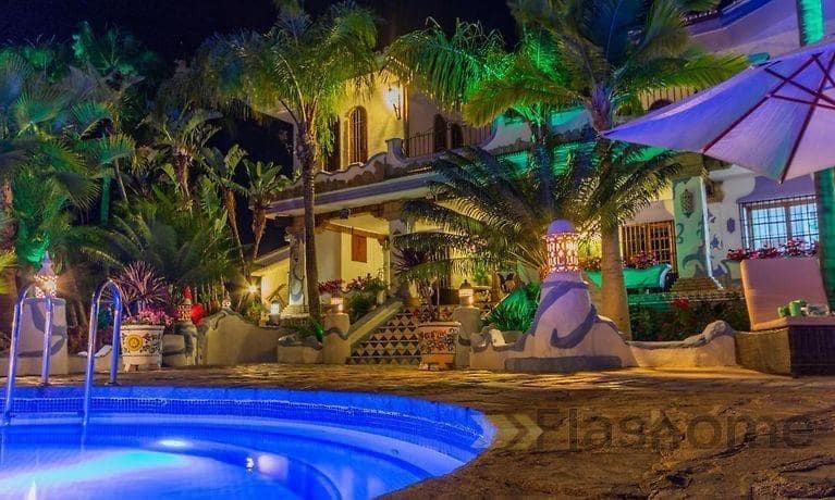 8 bedroom Villa for sale in Alhaurin el Grande with pool - € 2,500,000 (Ref: 8174109)