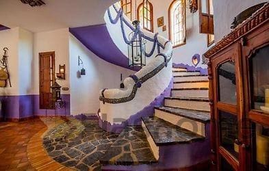 8 bedroom Villa for sale in Alhaurin el Grande with pool - € 2,500,000 (Ref: 8174109)