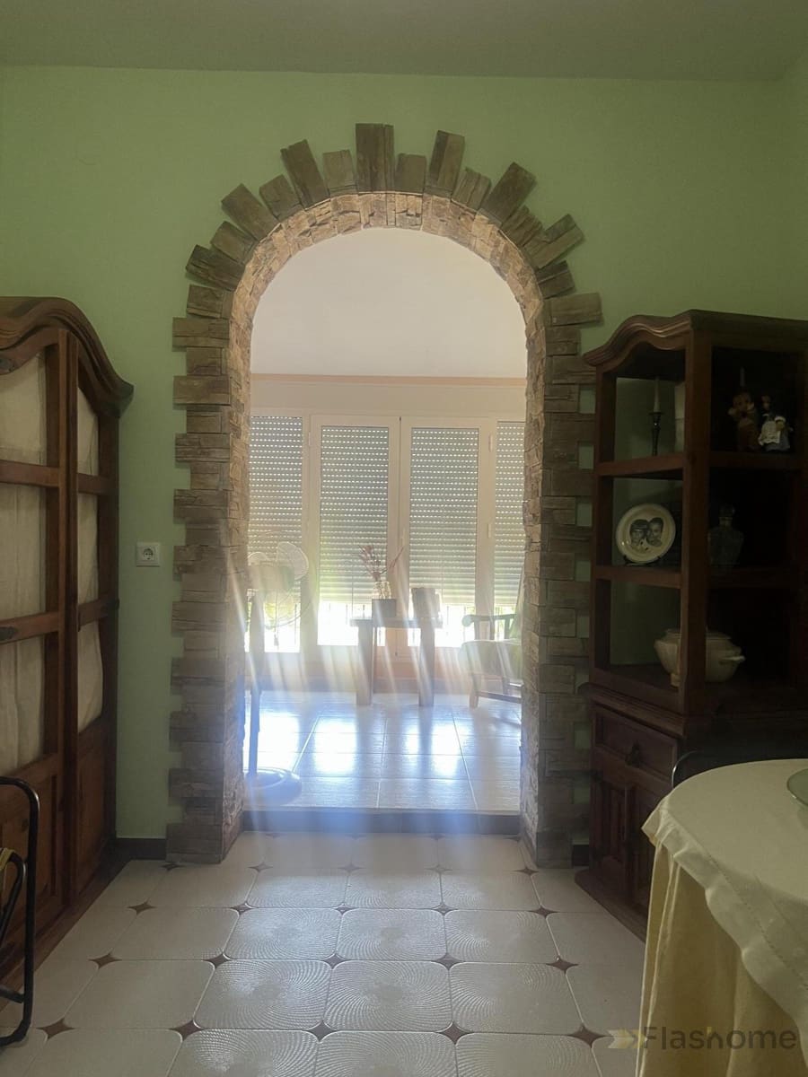 5 bedroom Villa for sale in Don Benito with pool - € 350,000 (Ref: 9848304)