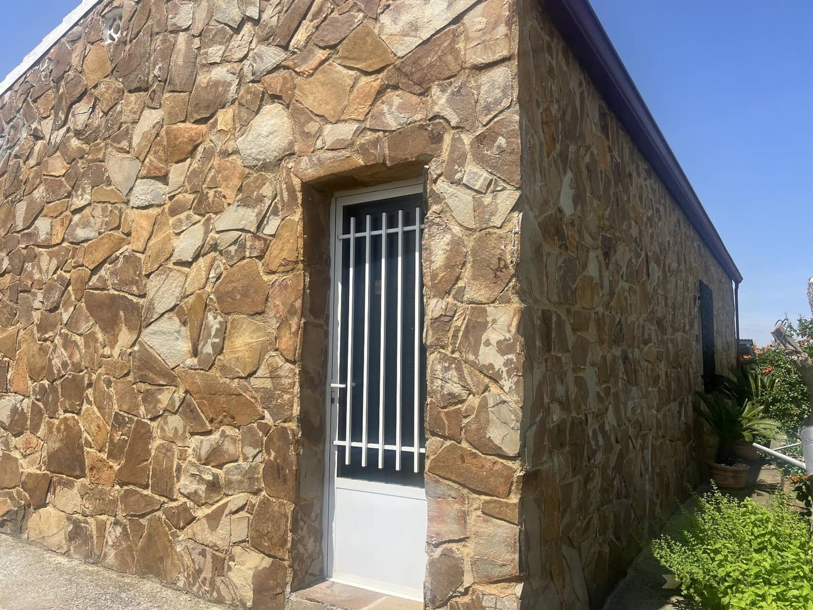 5 bedroom Villa for sale in Don Benito with pool - € 350,000 (Ref: 9848304)
