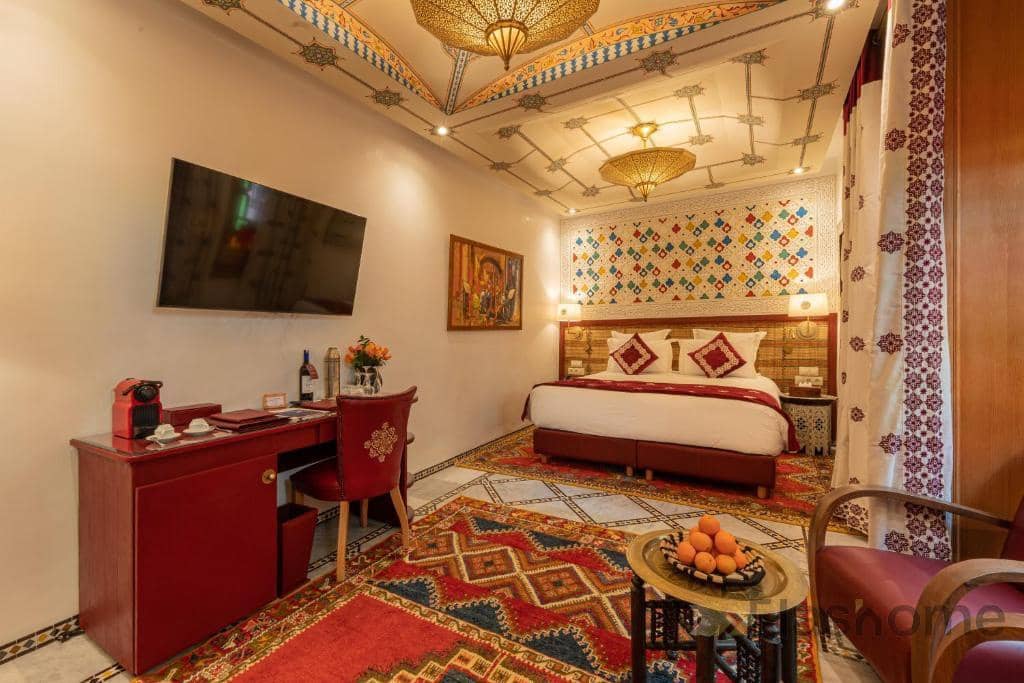 Hotel for sale in La Antilla - € 666,999 (Ref: 9848305)