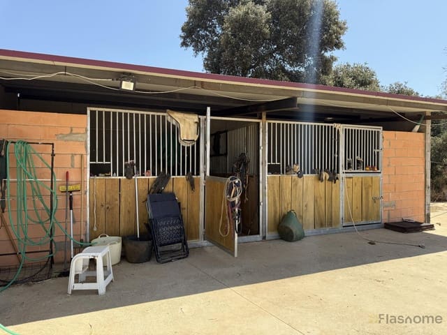 3 bedroom Finca/Country House for sale in San Pedro de Mérida with garage - € 477,000 (Ref: 9848310)