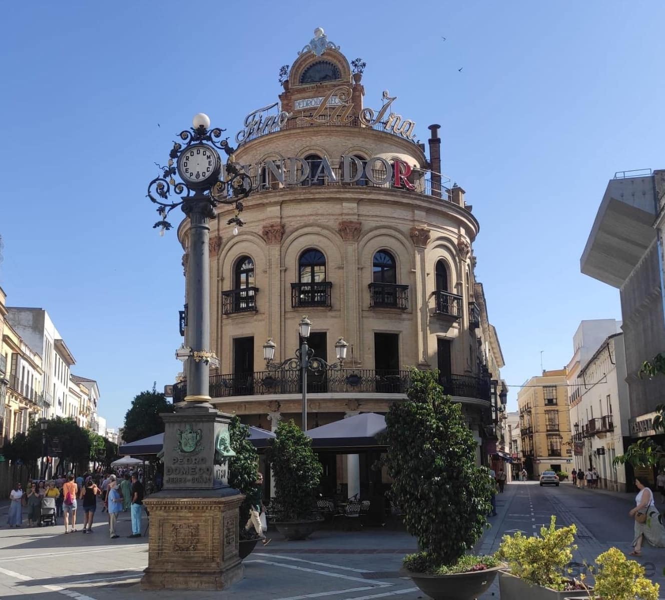 Commercieel te koop in Jerez de la Frontera - € 1.000.000 (Ref: 9848319)