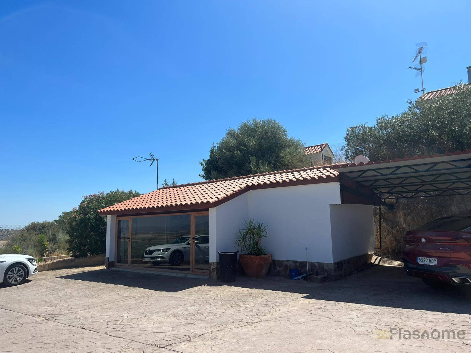 Chalet de 3 habitaciones en Medellín en venta con piscina garaje - 420.000 € (Ref: 9902443)