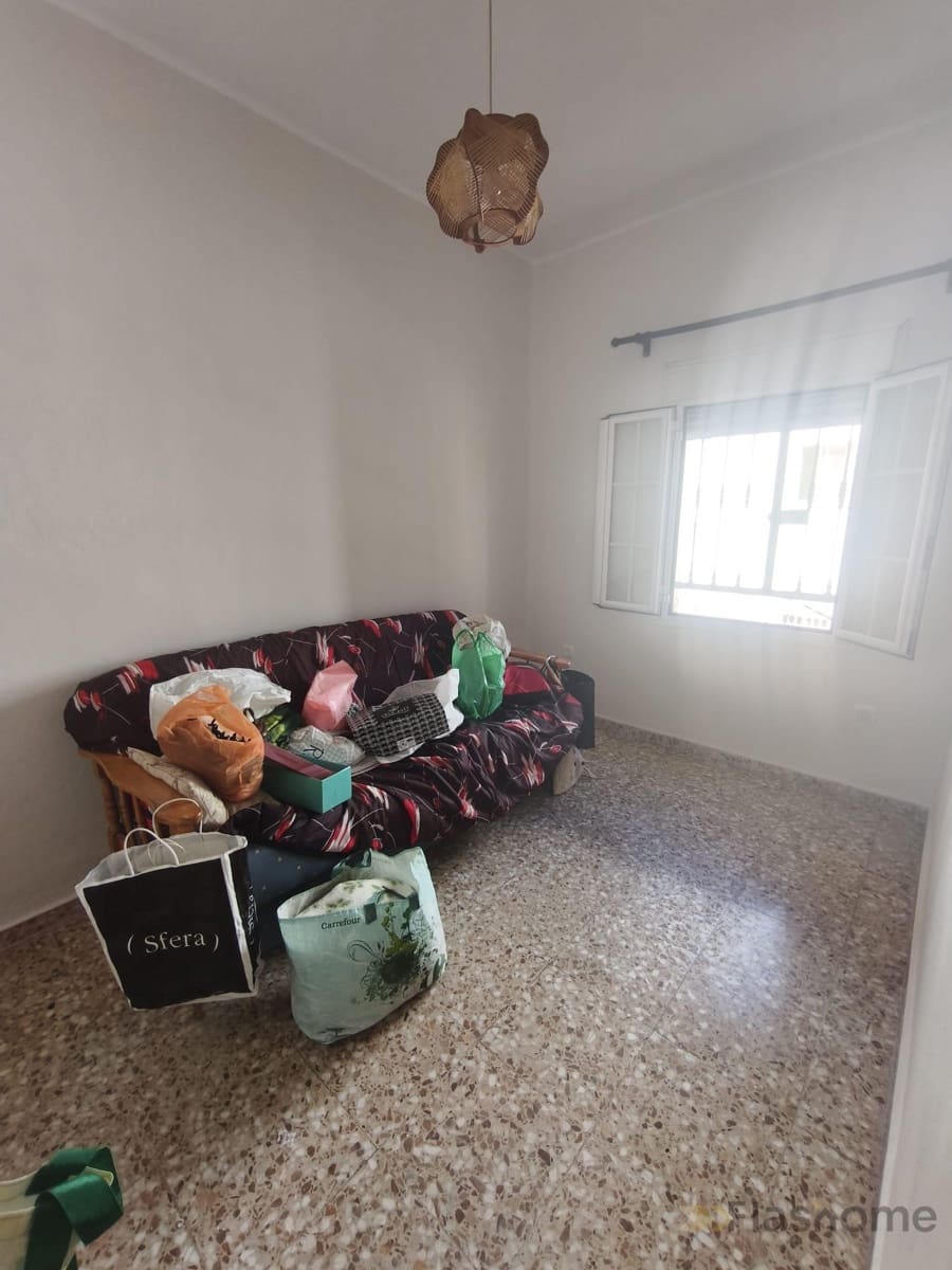 3 bedroom Flat for sale in Badajoz city - € 99,999 (Ref: 9986130)
