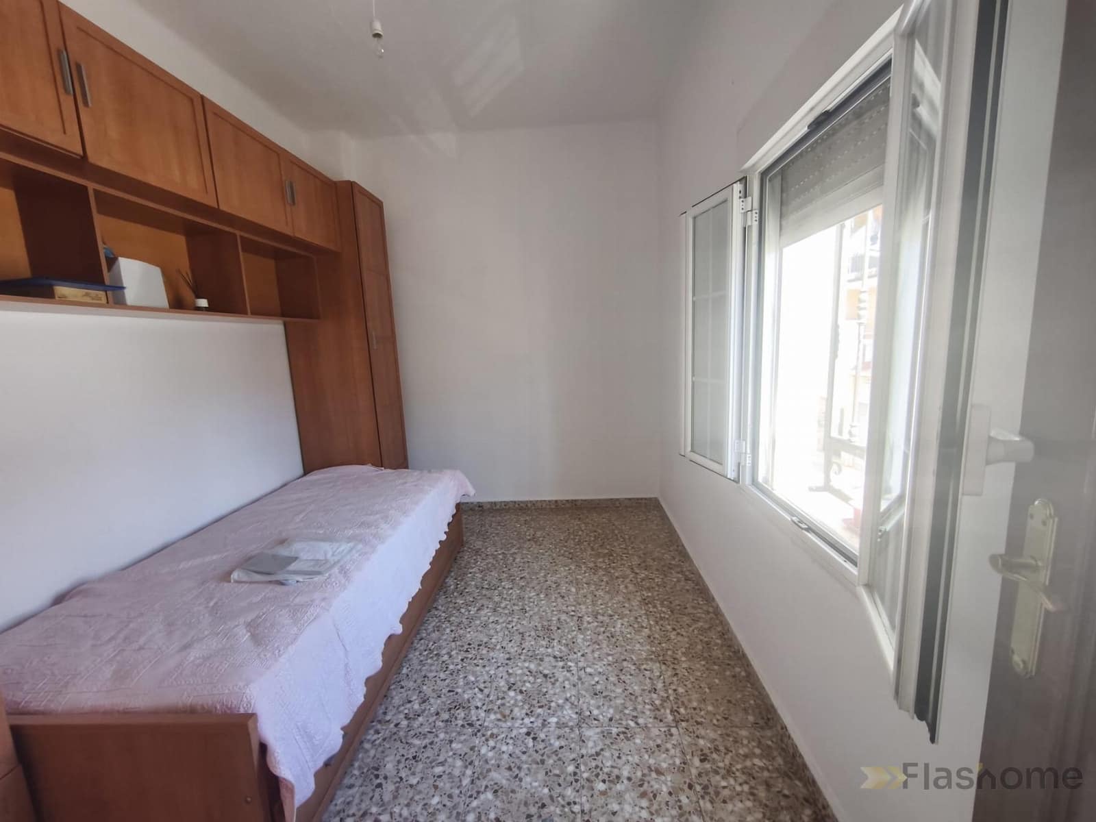 3 bedroom Flat for sale in Badajoz city - € 99,999 (Ref: 9986130)