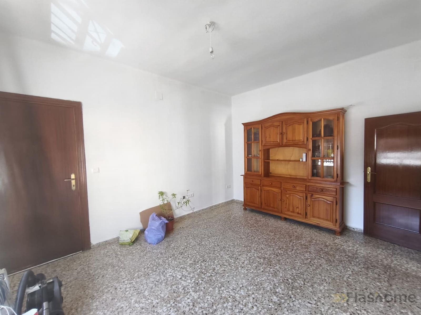 3 bedroom Flat for sale in Badajoz city - € 99,999 (Ref: 9986130)