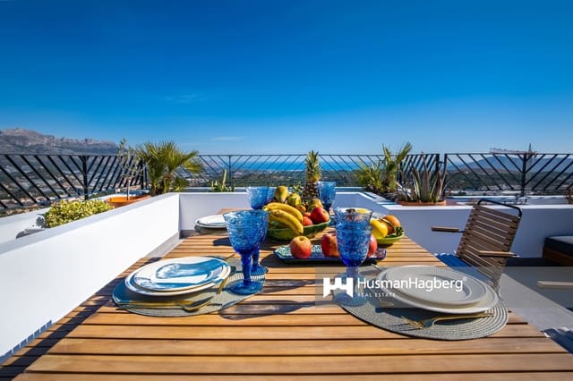 3 slaapkamer Villa te koop in Polop met zwembad - € 470.000 (Ref: 10008192)
