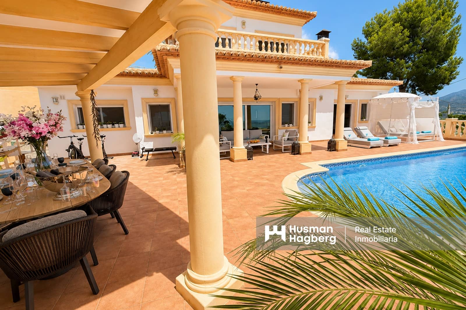 4 slaapkamer Villa te koop in Moraira met zwembad - € 1.565.000 (Ref: 10008208)