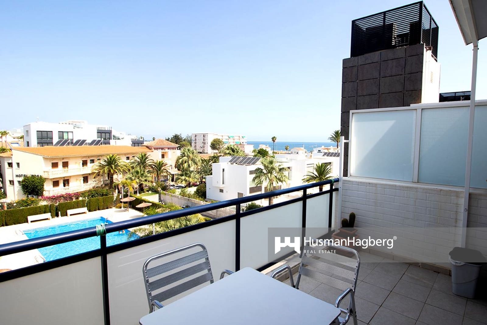 3 bedroom Apartment for sale in Denia with pool - € 485,000 (Ref: 10010155)