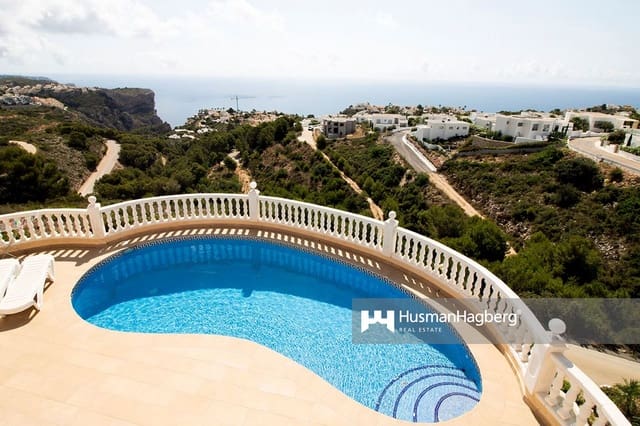 3 slaapkamer Villa te koop in Cumbre del Sol, Benitachell / Benitatxell met zwembad - € 695.000 (Ref: 10012763)