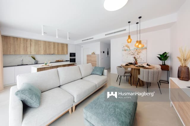 2 bedroom Apartment for sale in Benidorm with pool - € 550,000 (Ref: 10012765)