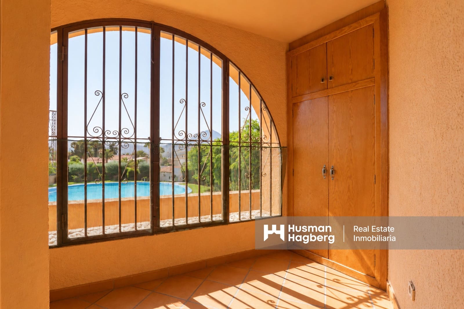 3 quarto Apartamento para venda em Albir com piscina - 392 000 € (Ref: 10014980)