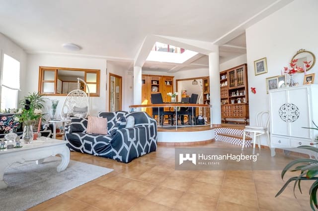 4 sypialnia Willa na sprzedaż w Altea z basenem - 525 000 € (Ref: 10018799)