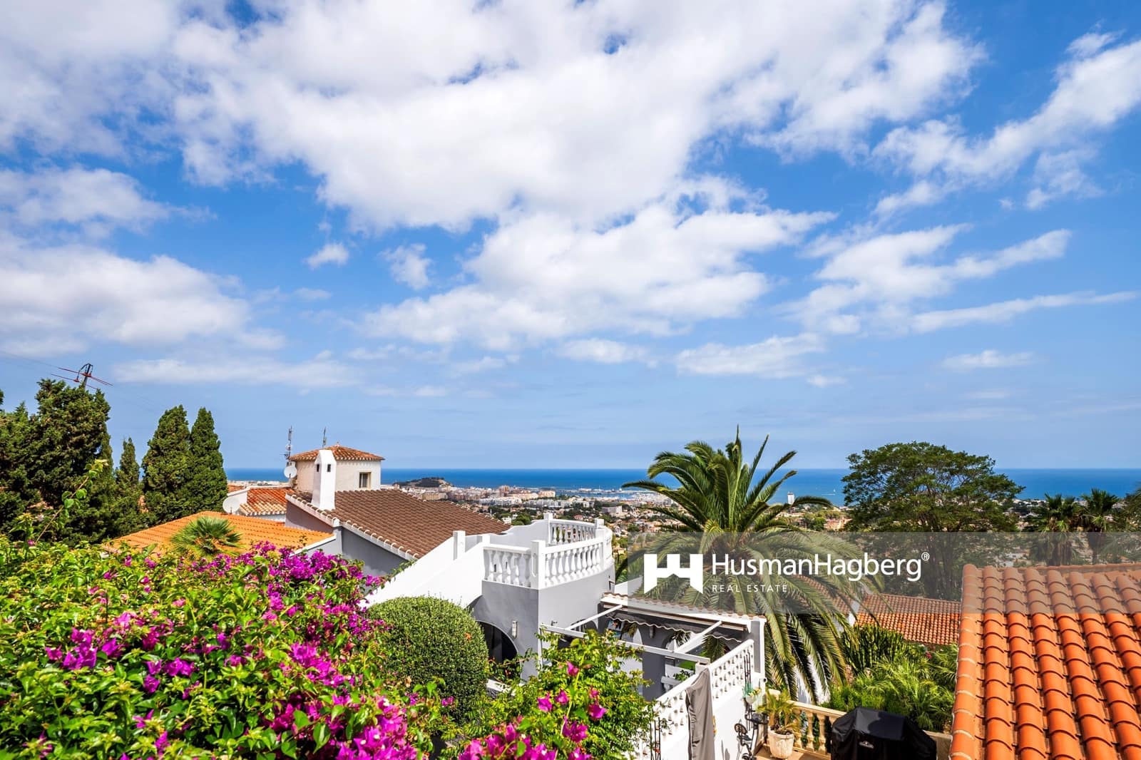5 bedroom Villa for sale in Denia with pool - € 876,000 (Ref: 10020080)