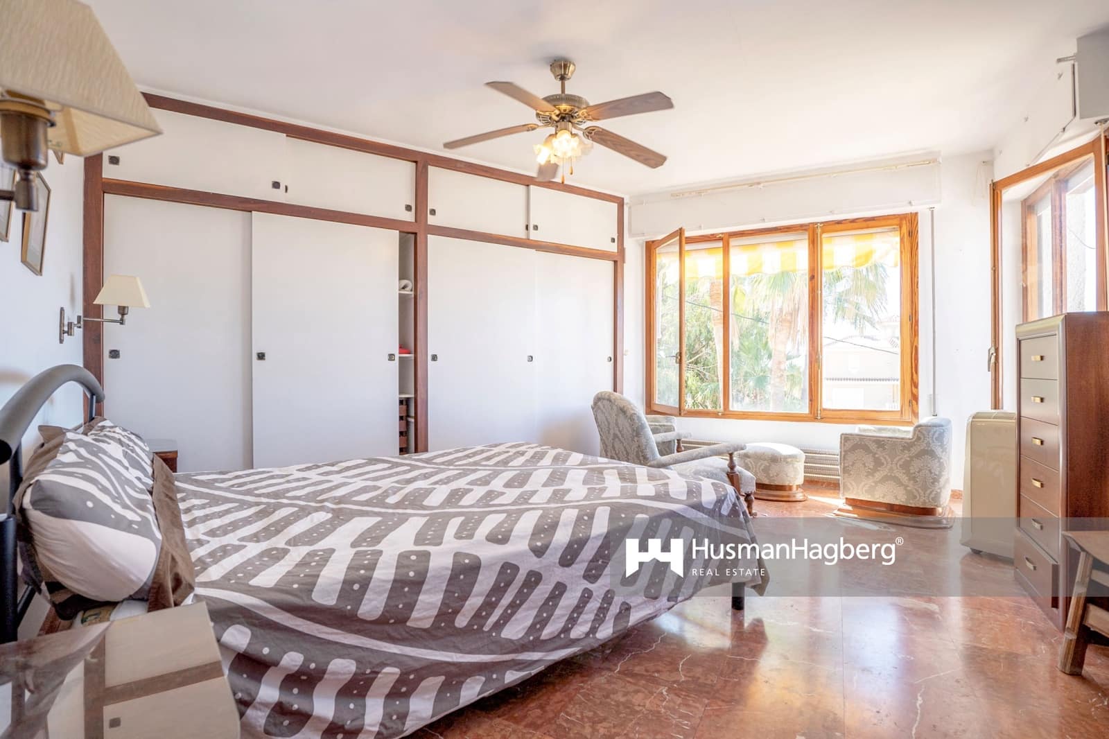 6 soverom Villa til salgs i Alicante by - € 549 000 (Ref: 10020086)