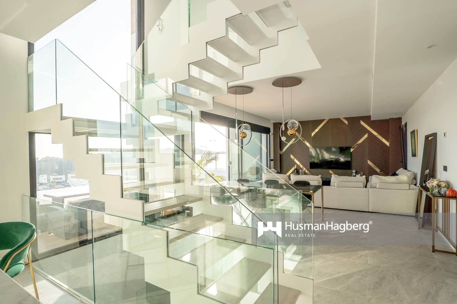 4 chambre Villa/Maison à vendre à Benidorm avec piscine - 1 550 000 € (Ref: 10021900)