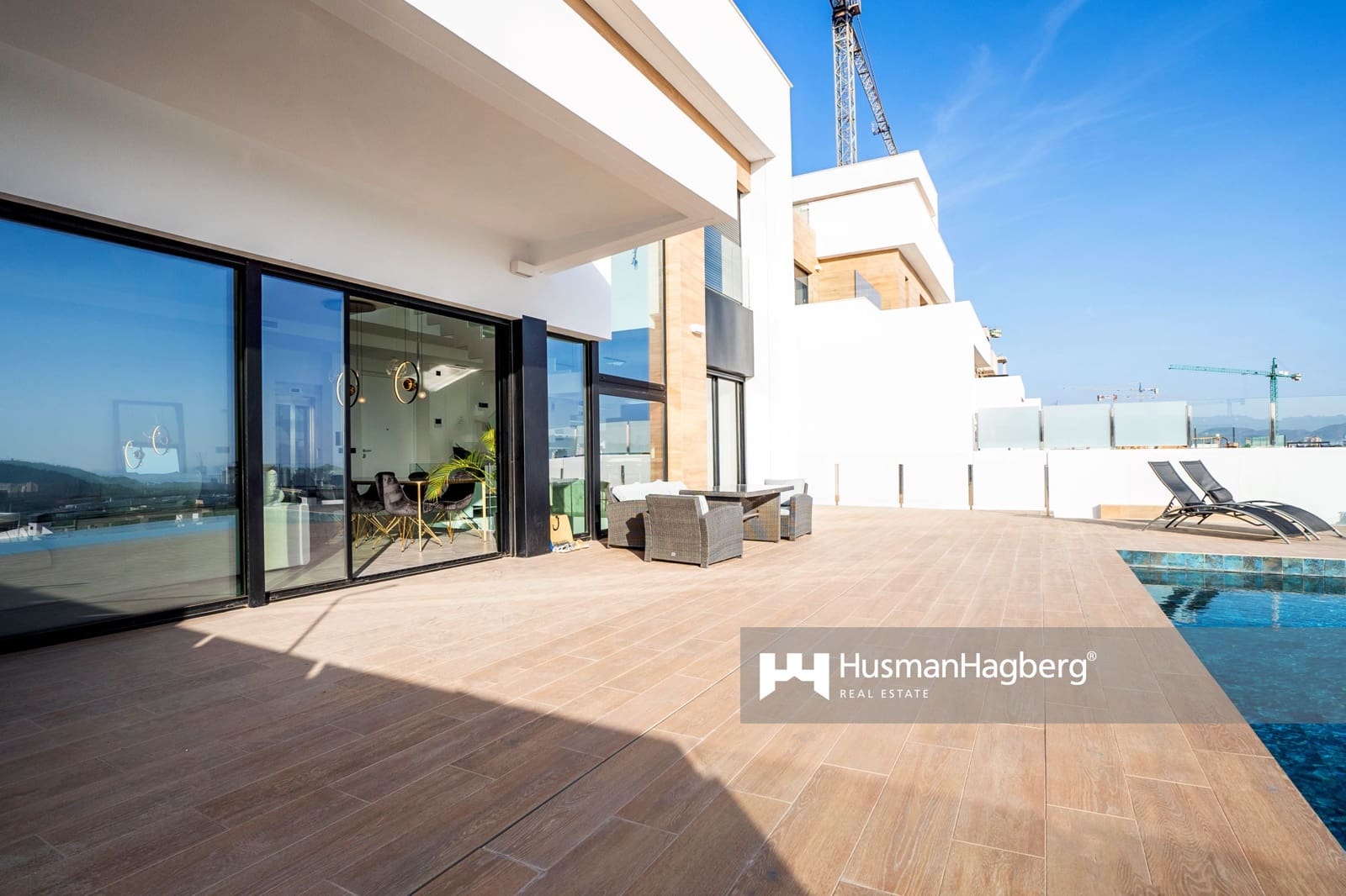 4 chambre Villa/Maison à vendre à Benidorm avec piscine - 1 550 000 € (Ref: 10021900)