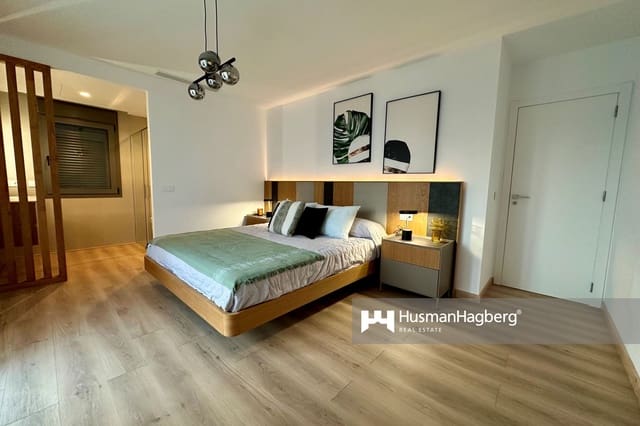 3 slaapkamer Villa te koop in Urbanizaciones, Benidorm met zwembad - € 797.000 (Ref: 10021901)