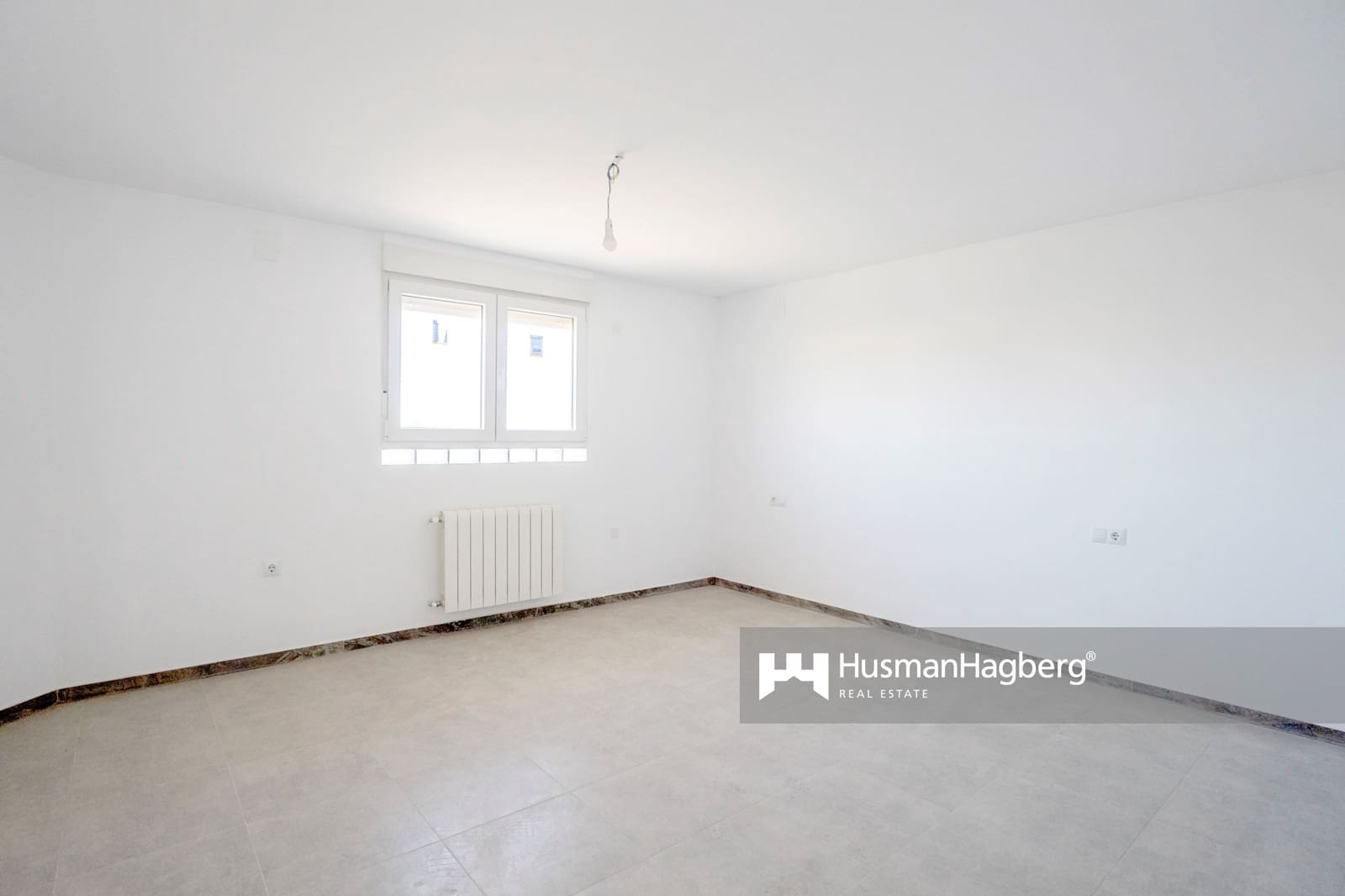 Chalet de 4 habitaciones en La Nucia en venta con piscina - 795.000 € (Ref: 10021902)